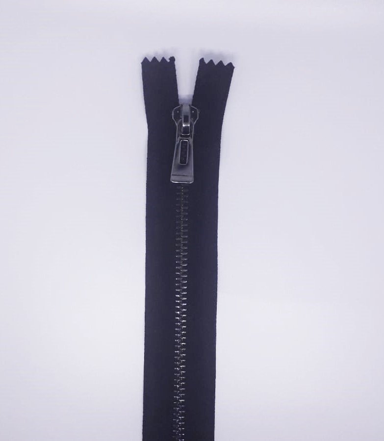TİT T/5 Metal Fermuar - Black Nikel (Siyah) Diş 50 Ad. (1 pk) Siyah - 80 cm