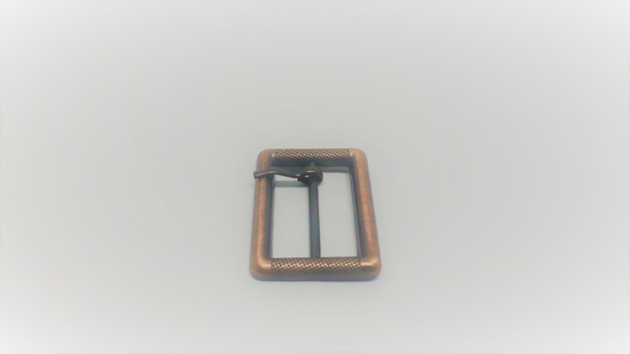 Kenarları Çarpraz Desenli Zamak Toka - 100 Ad. (1 pk) Bakır Oksit Orta Boy