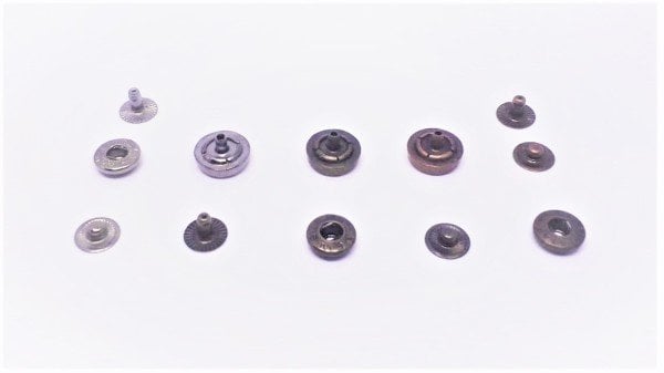 Taşlı Çıtçıt Küçük Model 2 - 100 Ad. (1 pk)