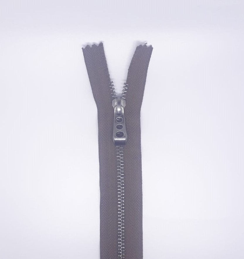 CCS T/5 Metal Fermuar - Black Diş - 50 Ad. (1 pk) Koyu Kahve - 60 cm